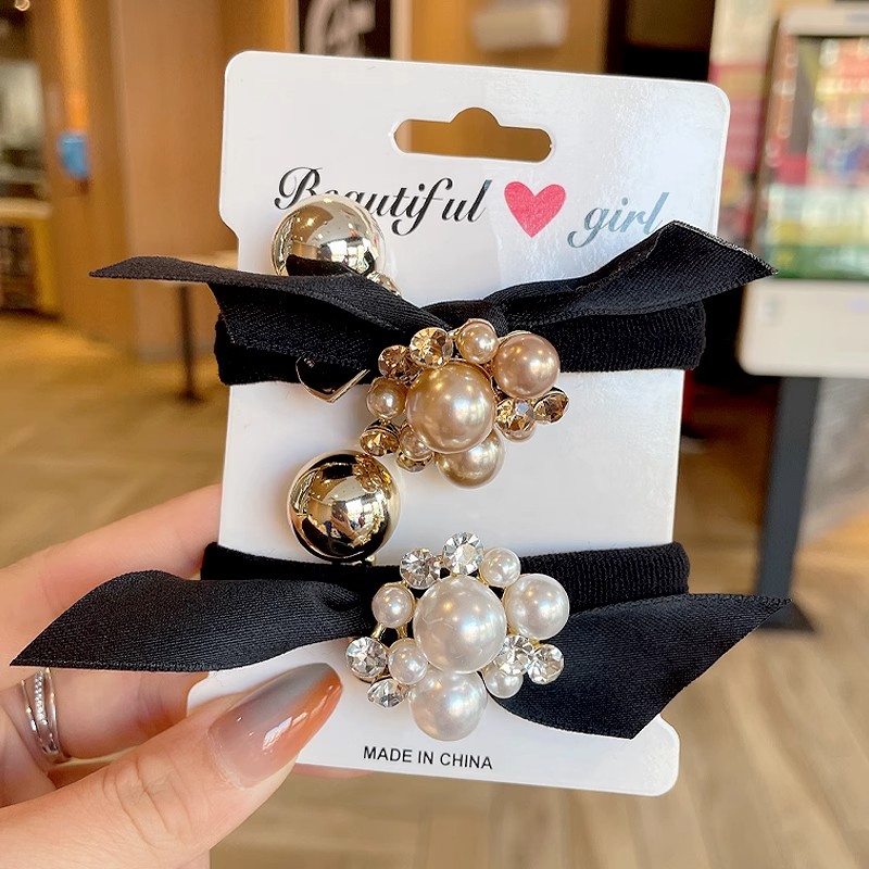 Elegant Pearl Bow Hair Tie, Sw - огляд і ціна Travel Accessories Bunnings