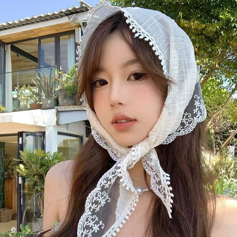 French Chic Alice White Lace T - огляд і ціна Travel Accessories Gifts
