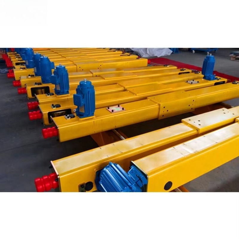 Warehouse Using Overhead Crane - огляд і ціна Travel Accessories Warehouse