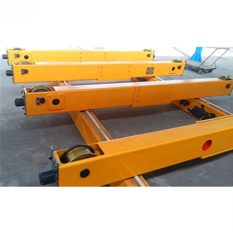 Warehouse Using Overhead Crane - огляд і ціна Travel Accessories Warehouse